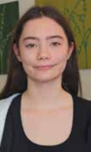 Vivian Doss, Student Intern